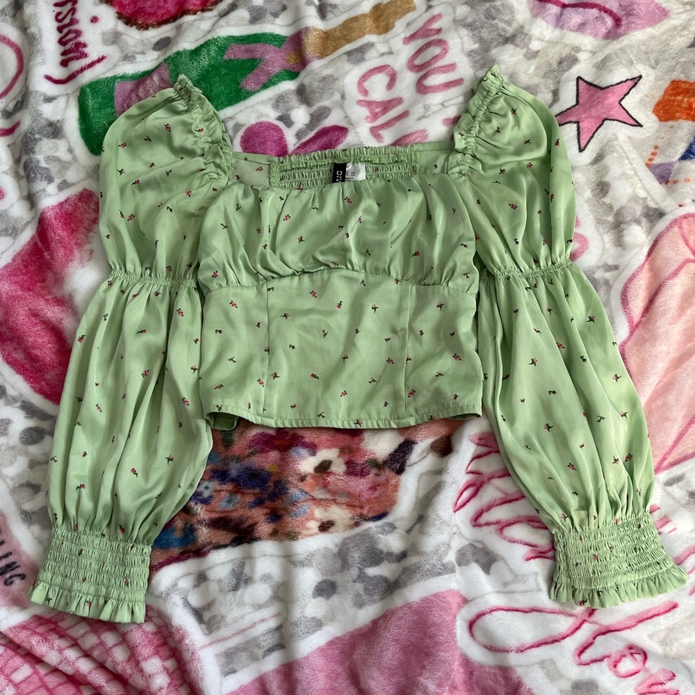 h&m divided mint green floral print blouse “silk”